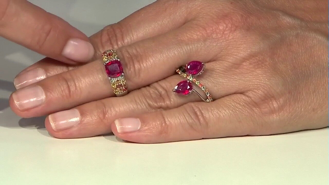 Video Madagascar Ruby Silver Ring