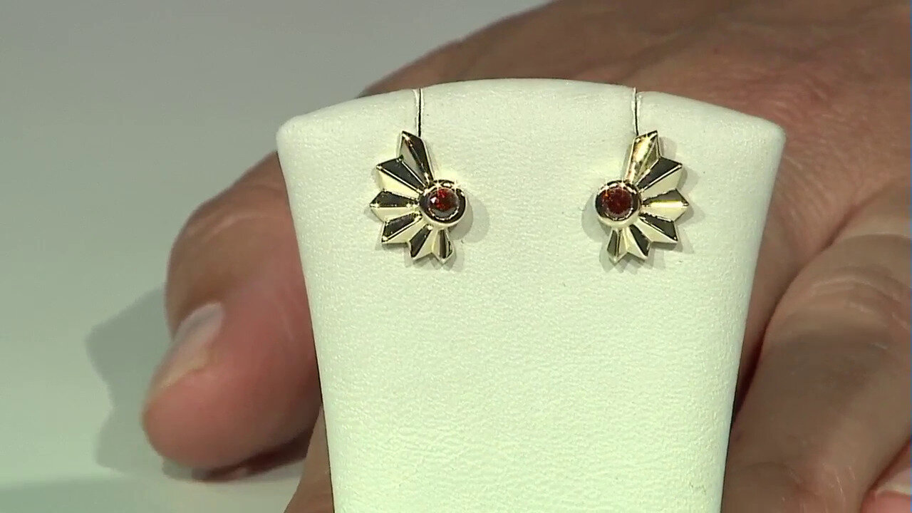 Video 9K I3 Red Diamond Gold Earrings