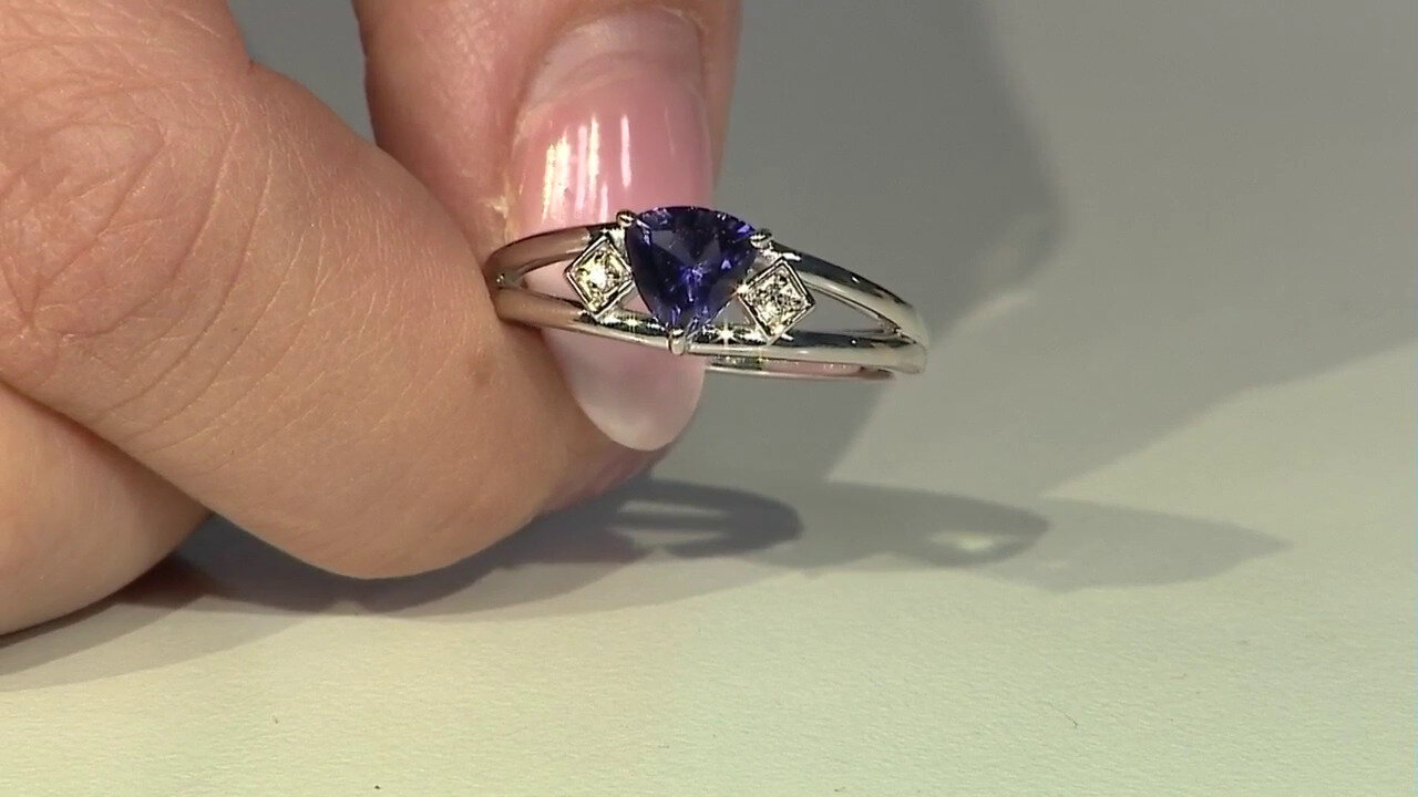 Video Bague en argent et Iolite