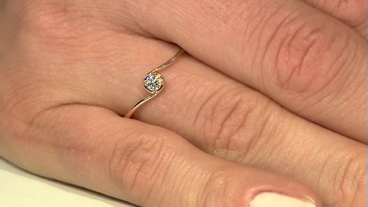 Video 9K IF (G) Diamond Gold Ring (de Melo)