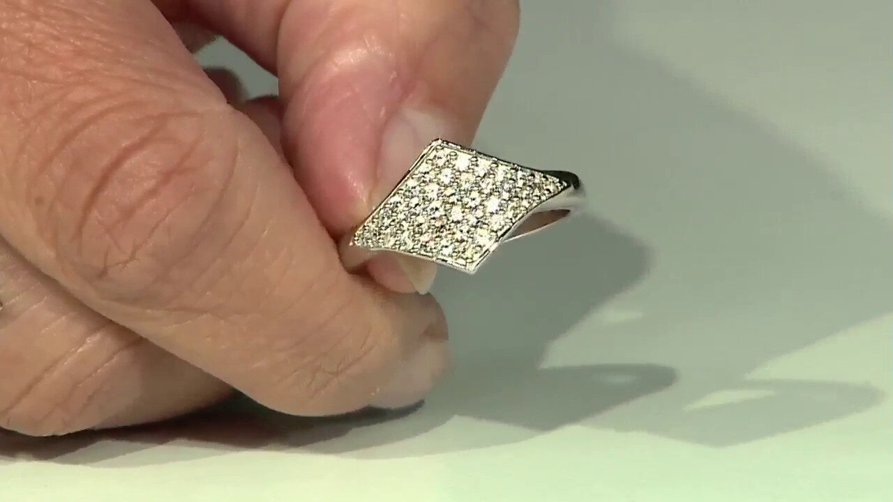 Video Zircon Silver Ring