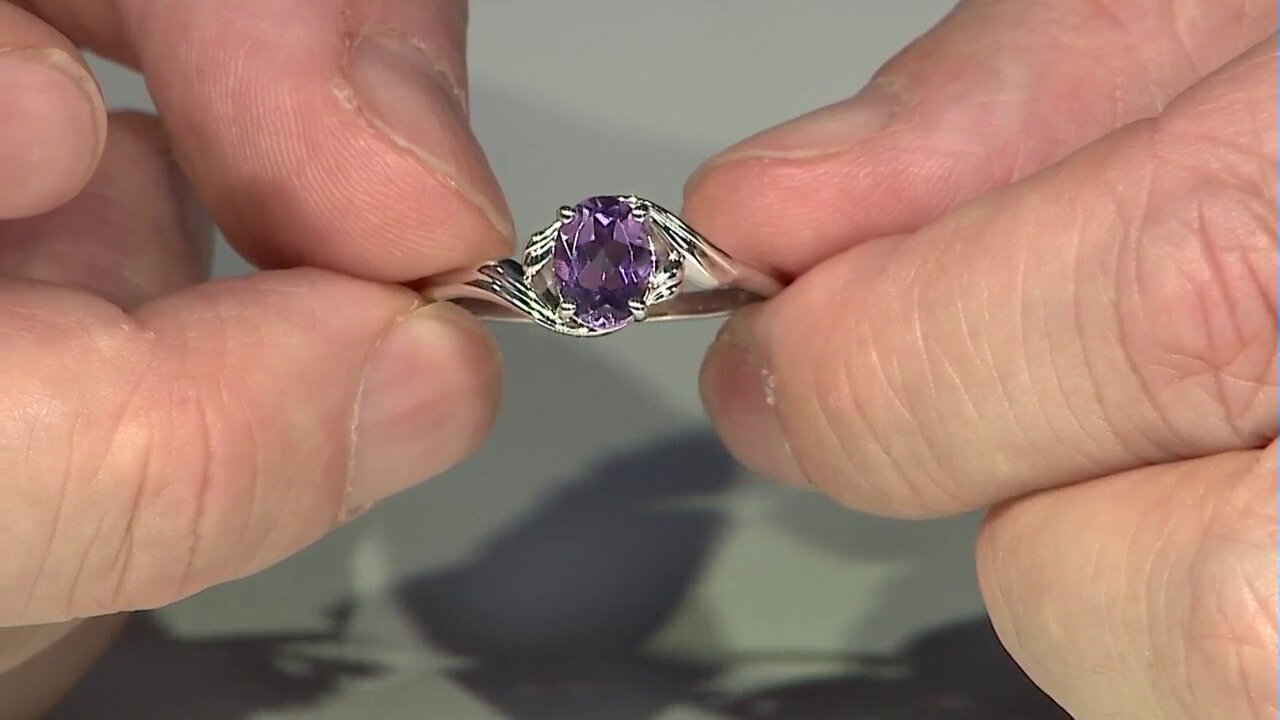 Video Amethyst Silver Ring