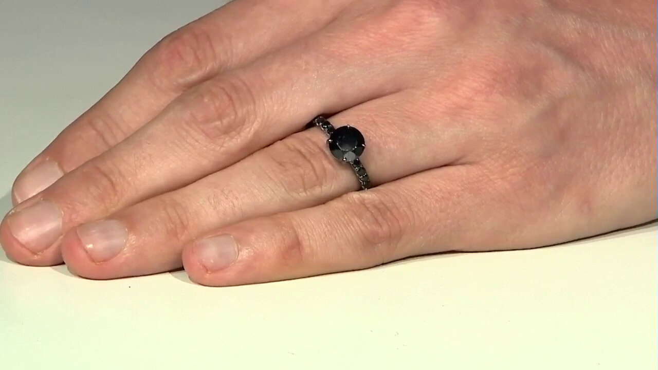 Video Zilveren ring met een zwarte spinel