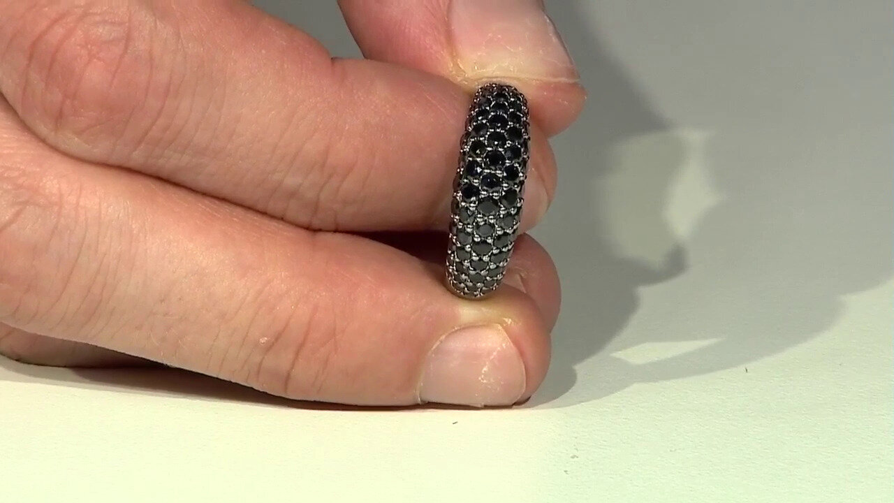 Video Zilveren ring met zwarte spinelstenen