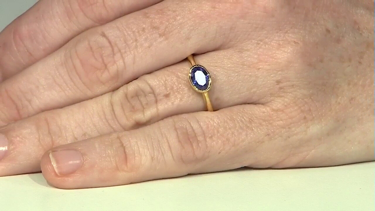 Video Tanzanite Silver Ring