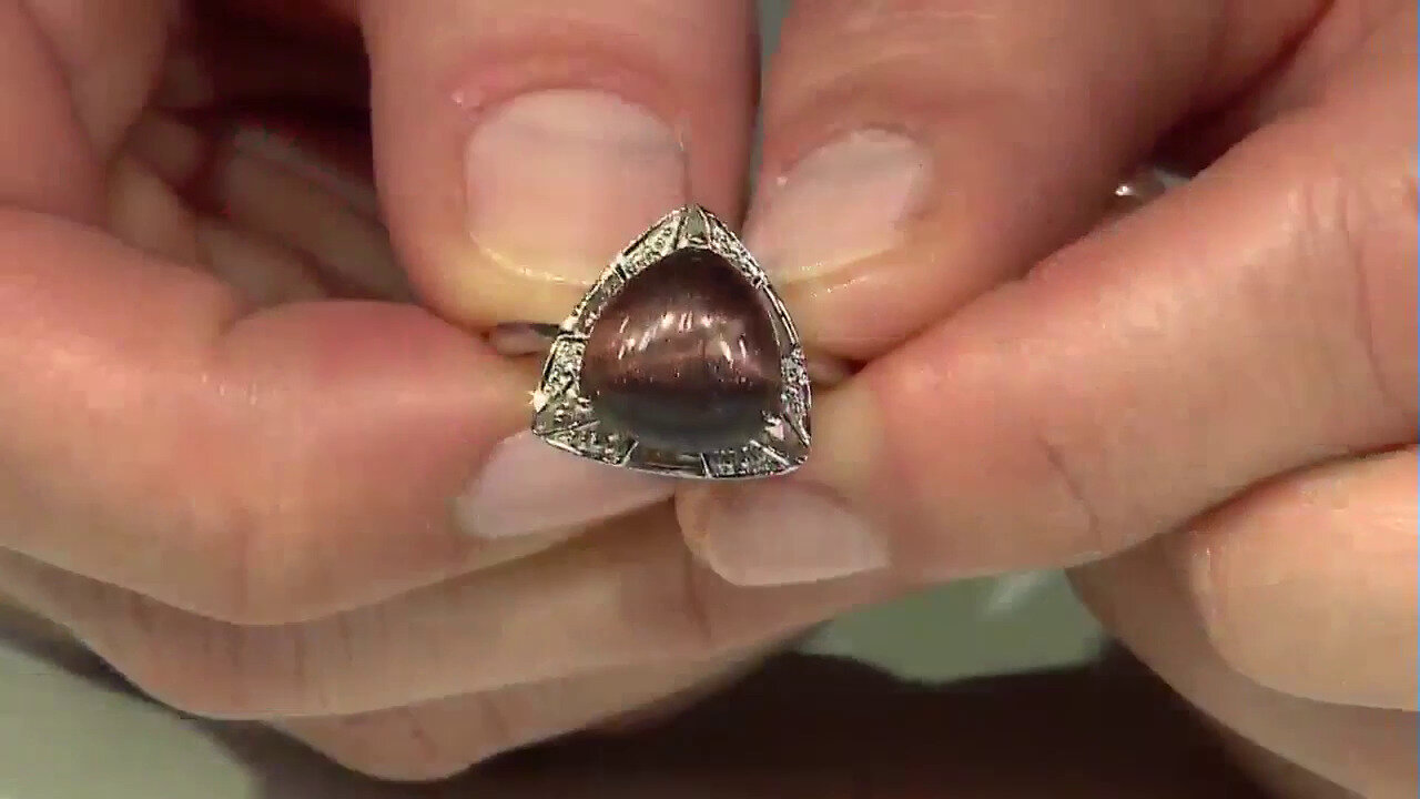 Video Anillo en plata con Ojo de tigre rojo