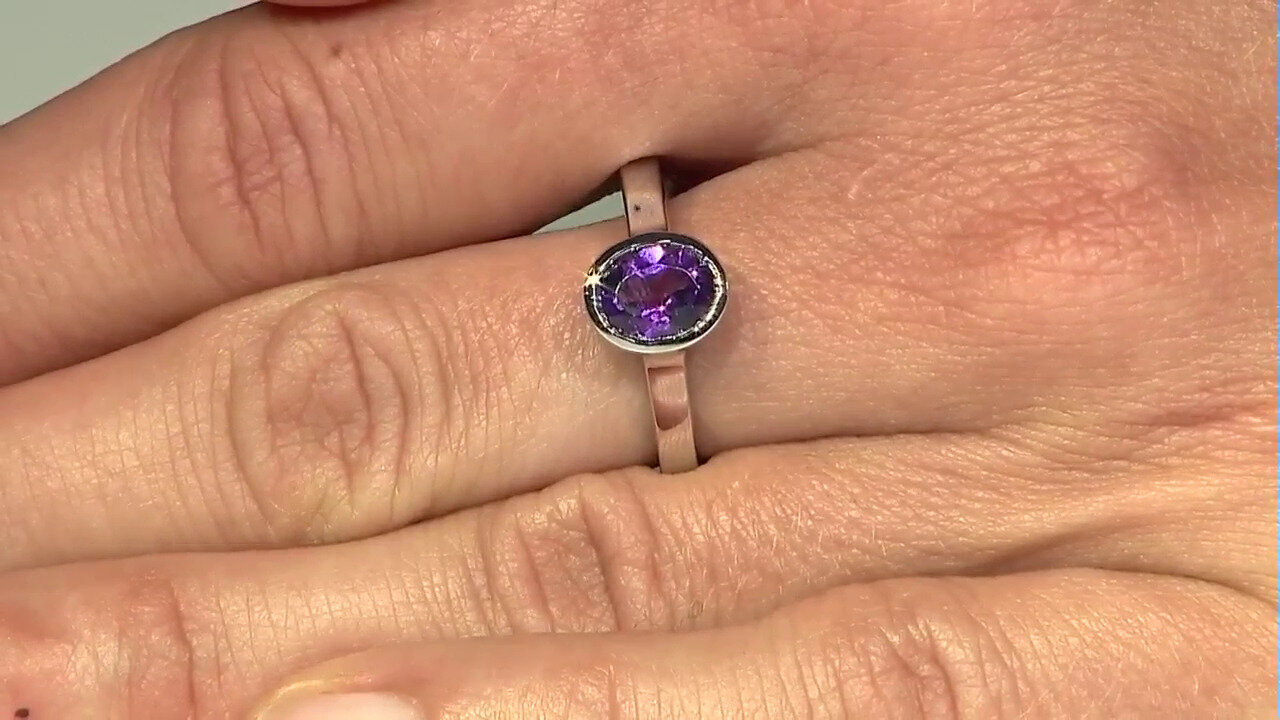 Video Zambian Amethyst Silver Ring