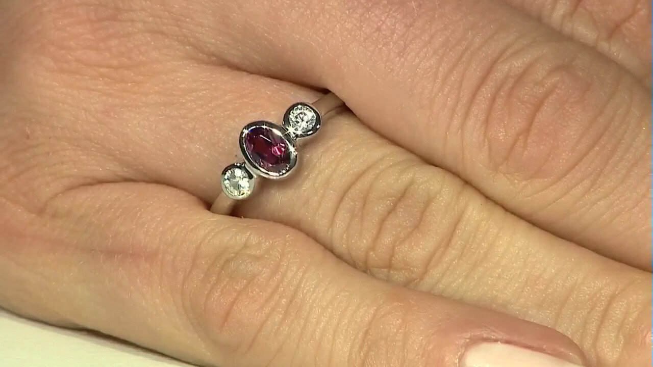 Video Malawi Garnet Silver Ring