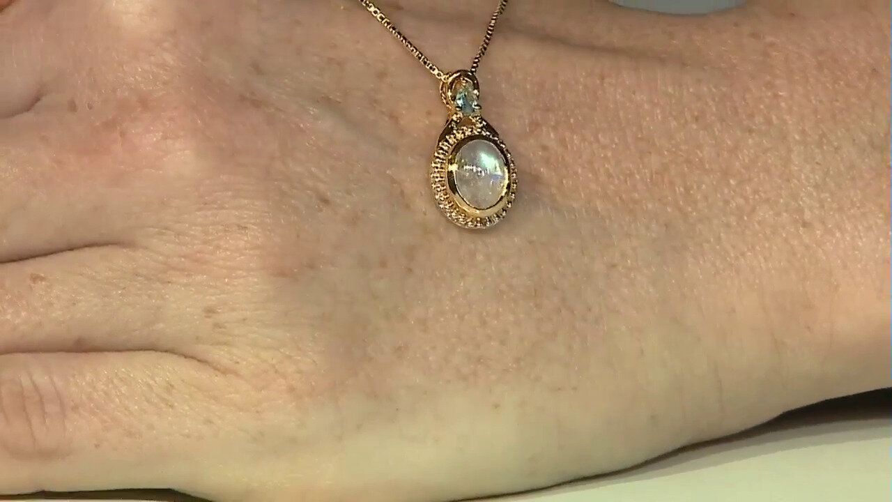 Video Rainbow Moonstone Silver Pendant