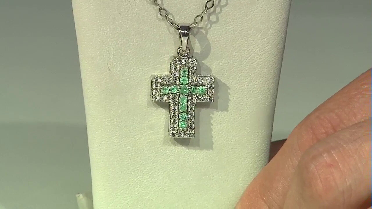 Video Pendentif en argent et Emeraude de Russie