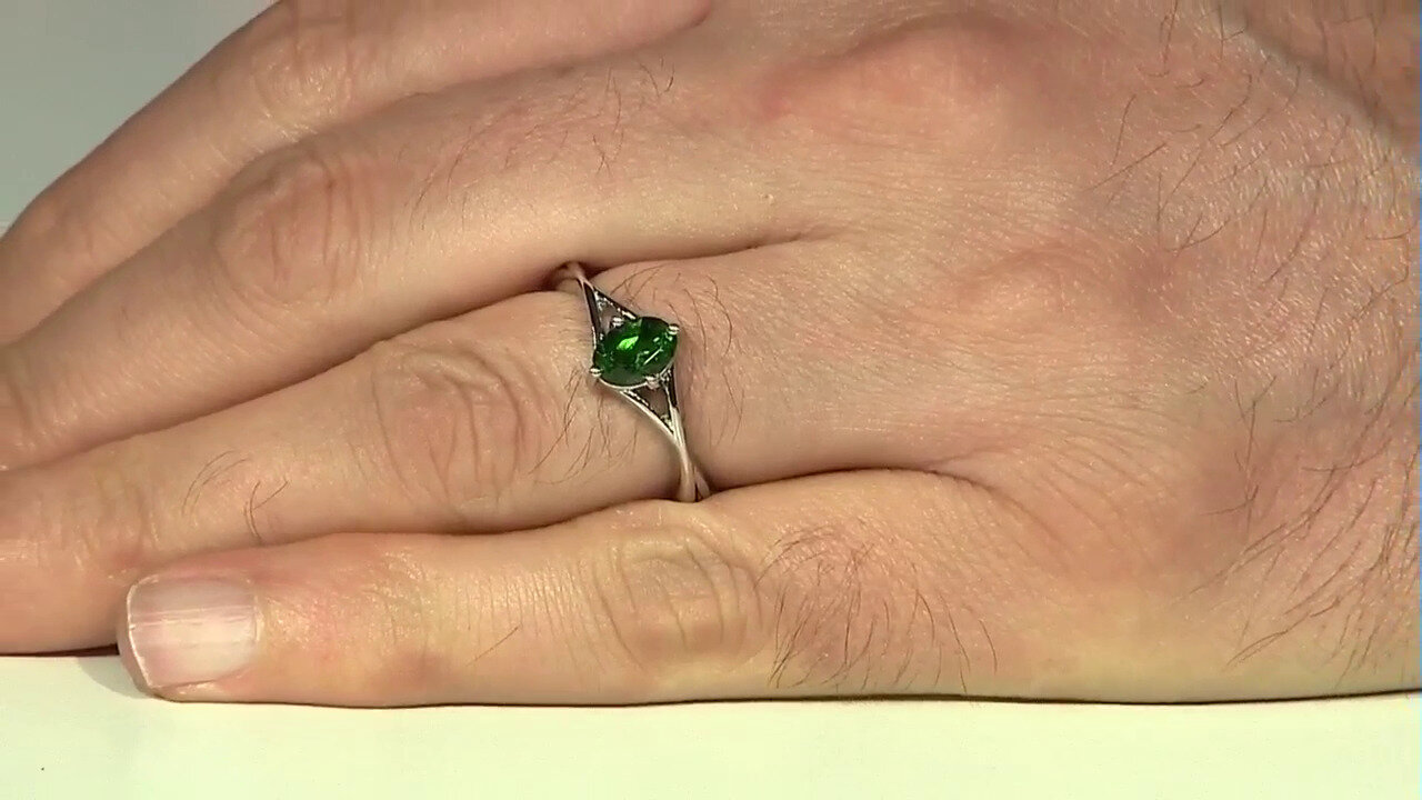 Video Bague en argent et Diopside de Russie