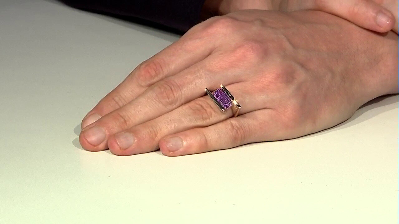 Video 9K Patroke Kunzite Gold Ring (de Melo)