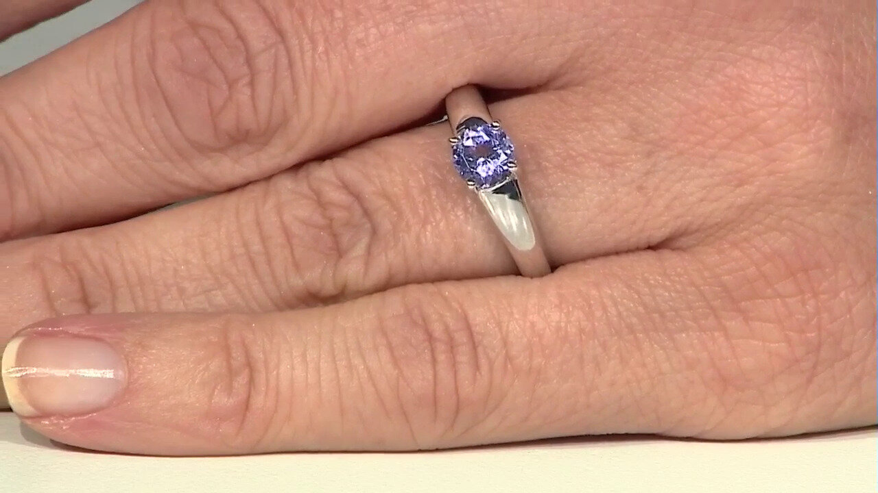 Video Unheated Tanzanite Silver Ring