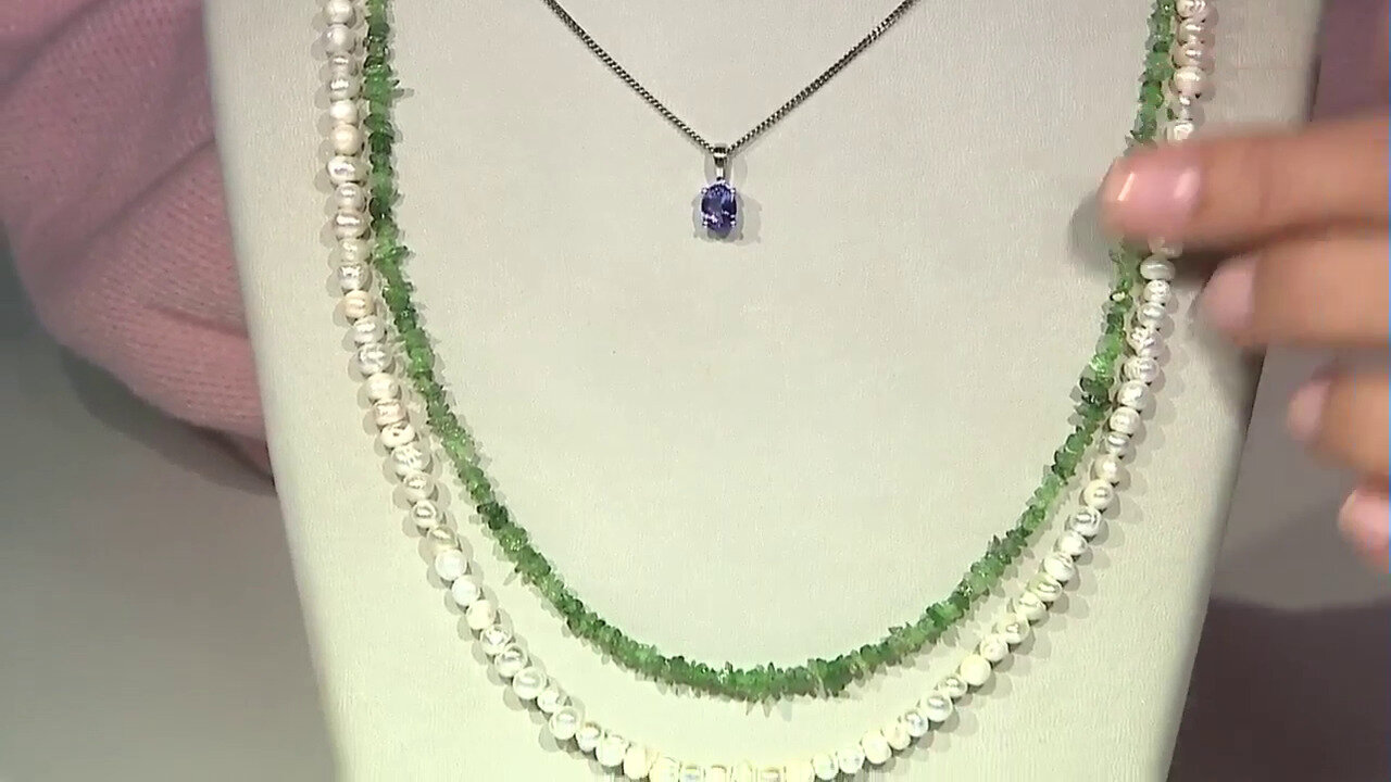 Video Collier en argent et Tsavorite de Tanzanie