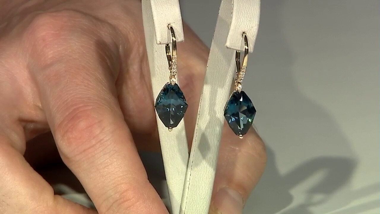 Video 14K London Blue Topaz Gold Earrings