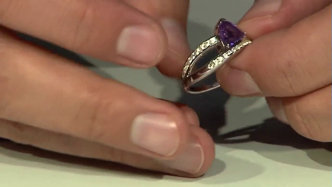 Video Uruguay-Amethyst-Silberring