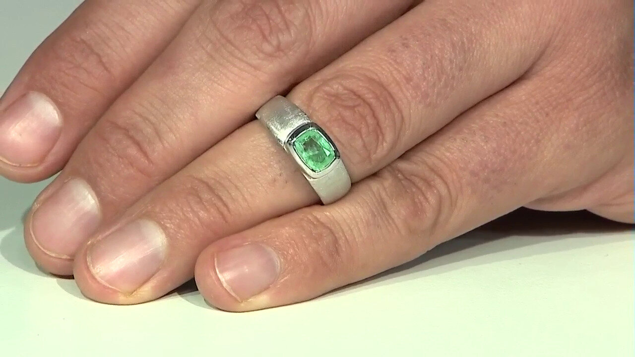 Video Bague en argent et Emeraude de Russie