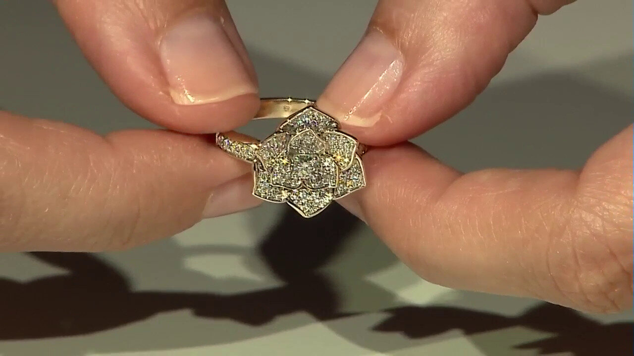 Video 14K VVS1 (G) Diamond Gold Ring (Annette)