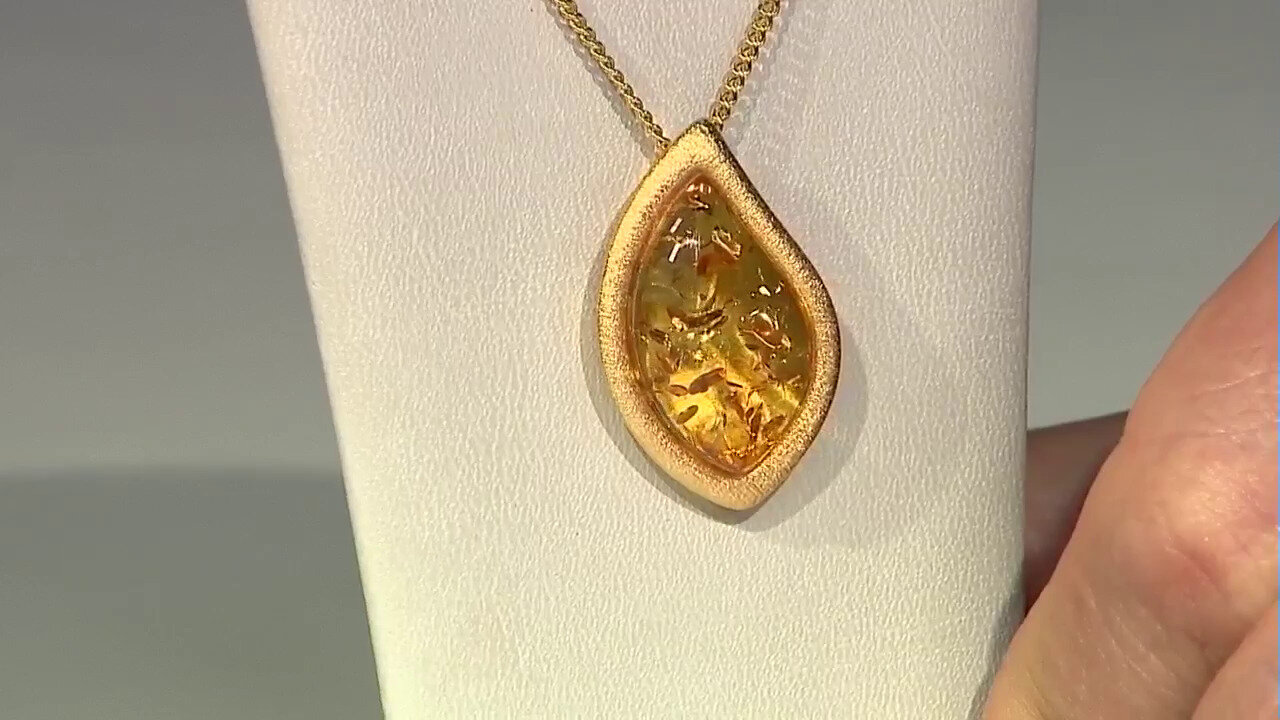 Video Cognac Baltic Amber Silver Pendant (dagen)