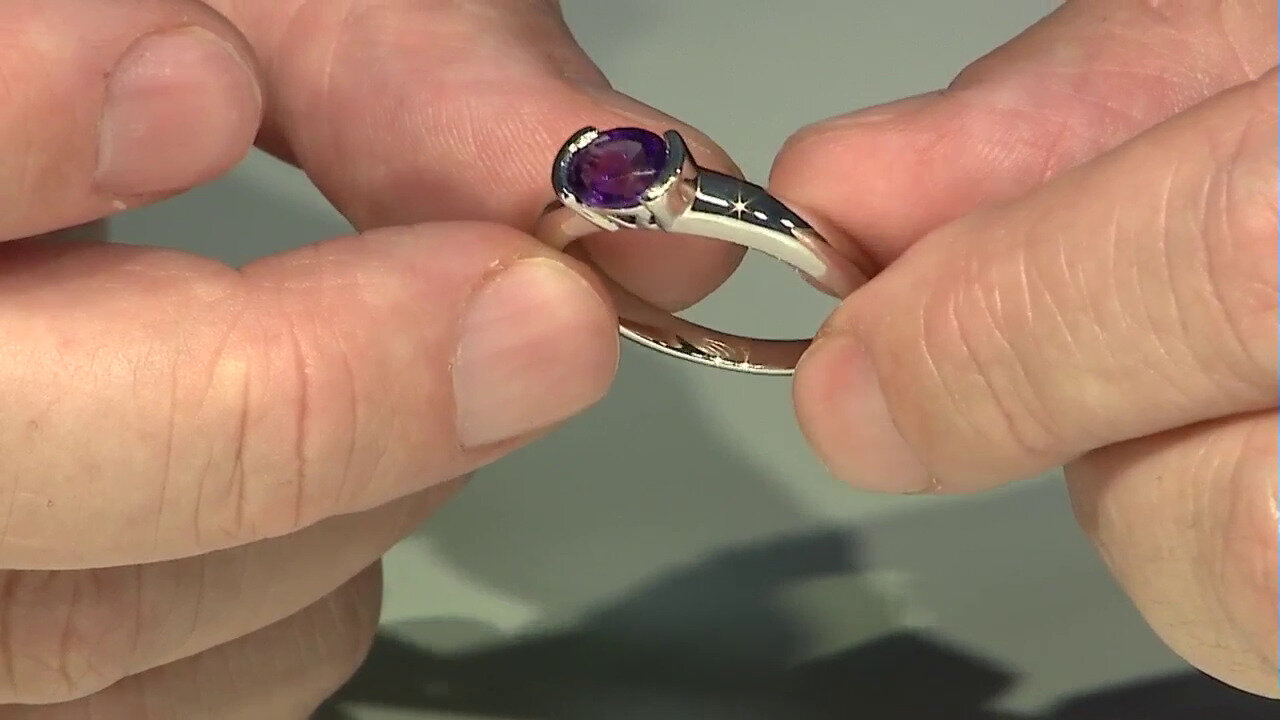 Video Zambian Amethyst Silver Ring