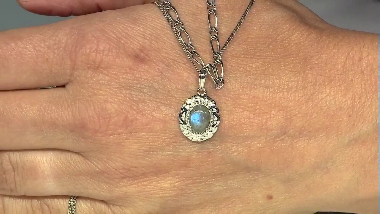 Video Labradorite Silver Pendant