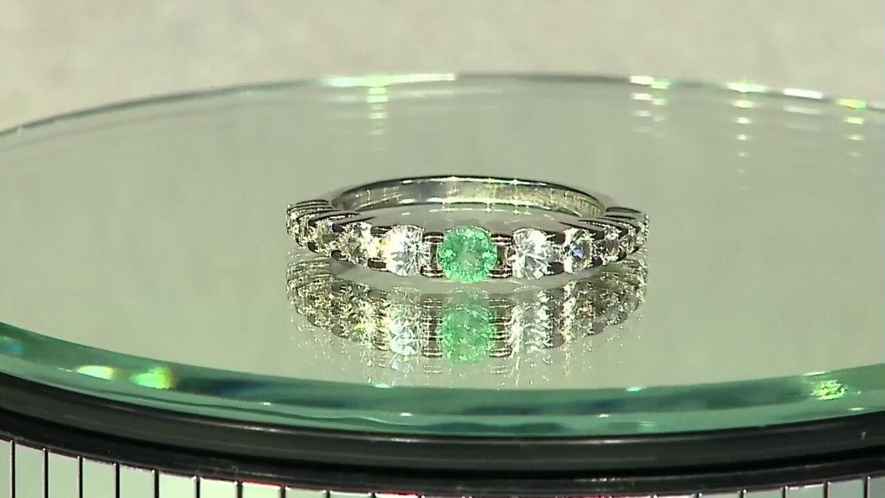 Video Colombian Emerald Silver Ring