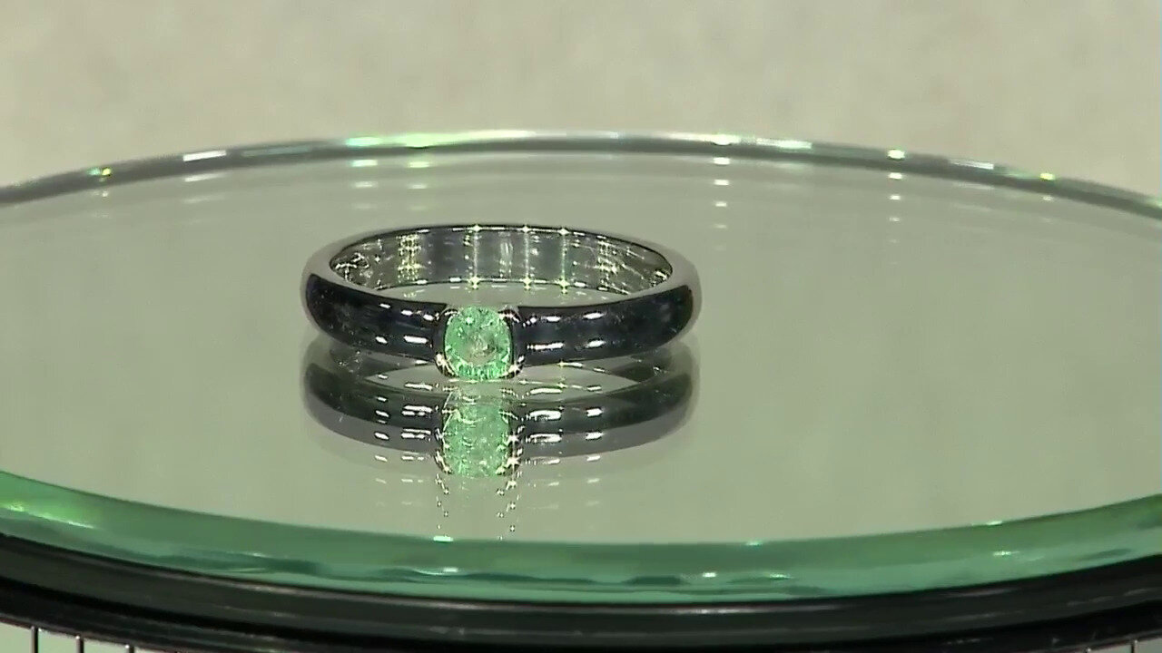 Video Colombian Emerald Silver Ring