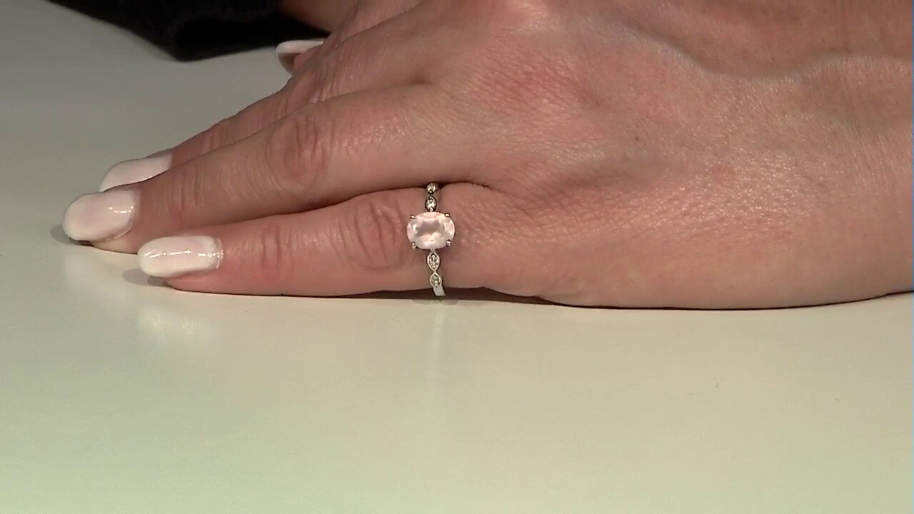 Video Rose Quartz Silver Ring