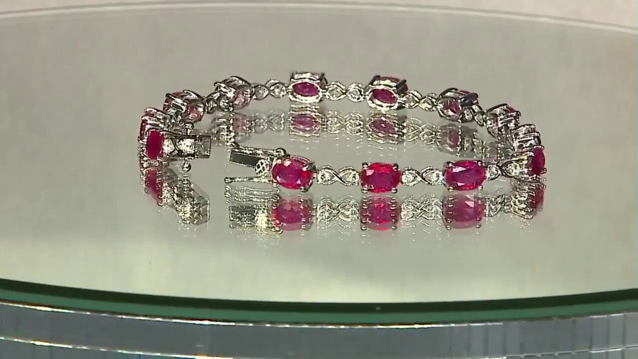 Video Madagascar Ruby Silver Bracelet