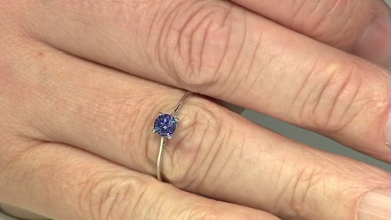 Video AAA Tanzanite Platinum Ring