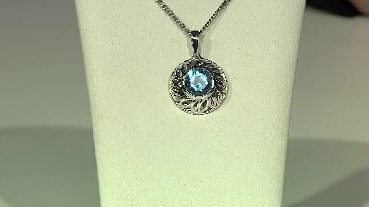 Video 9K London Blue Topaz Gold Pendant (Ornaments by de Melo)