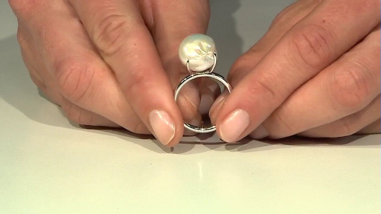 Video Bague en argent et Perle de culture d'eau douce (TPC)