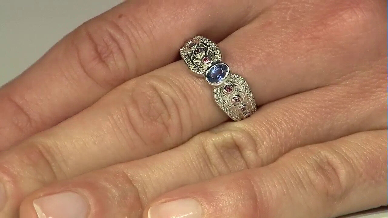 Video Unheated Ceylon Blue Sapphire Silver Ring