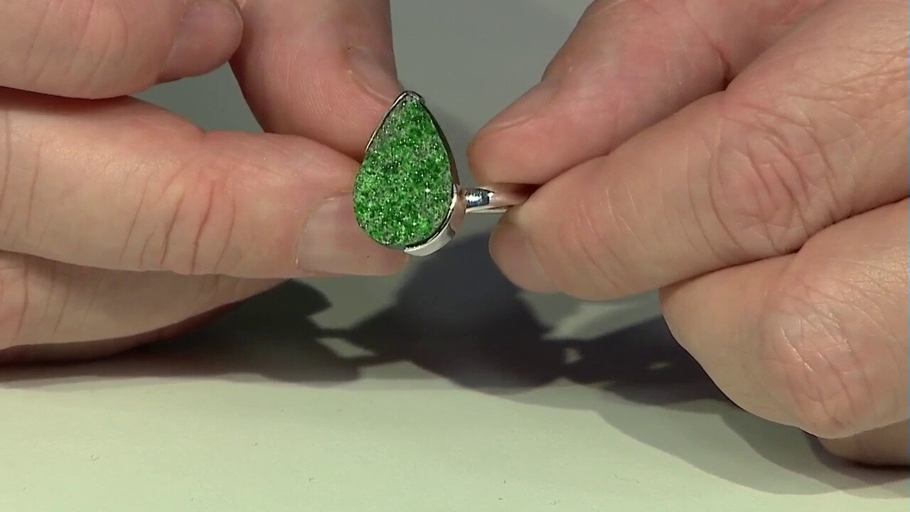 Video Uvarovite Silver Ring