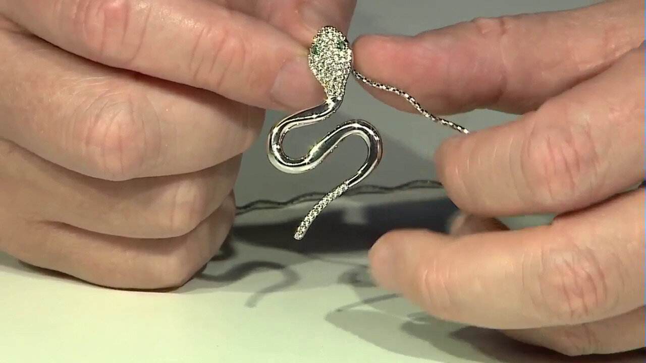 Video Pendentif en argent et Emeraude de Russie (MONOSONO COLLECTION)