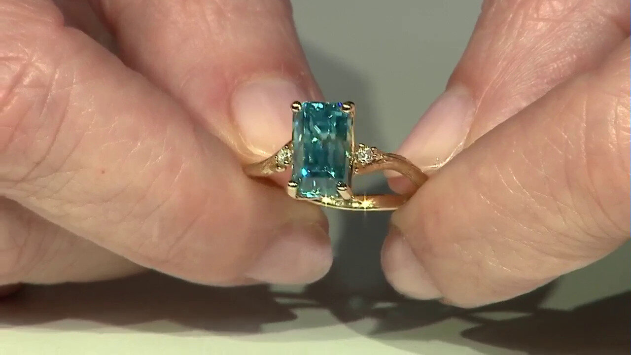 Video 14K Ratanakiri Zircon Gold Ring (Smithsonian)