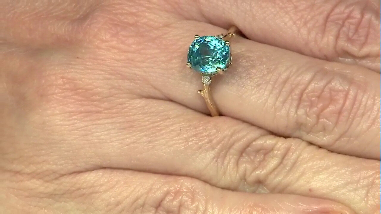 Video 14K Ratanakiri Zircon Gold Ring (Smithsonian)