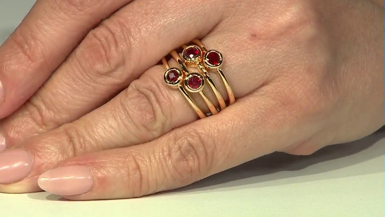 Video Tanzanian Ruby Silver Ring