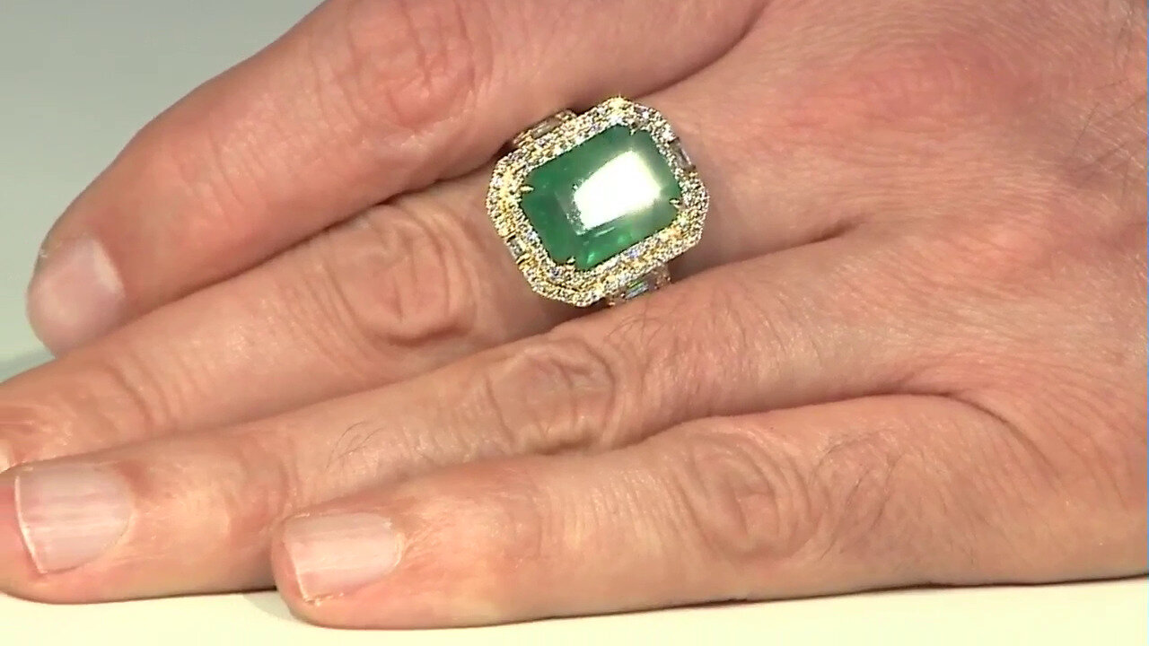 Video 18K AAA Zambian Emerald Gold Ring (CIRARI)