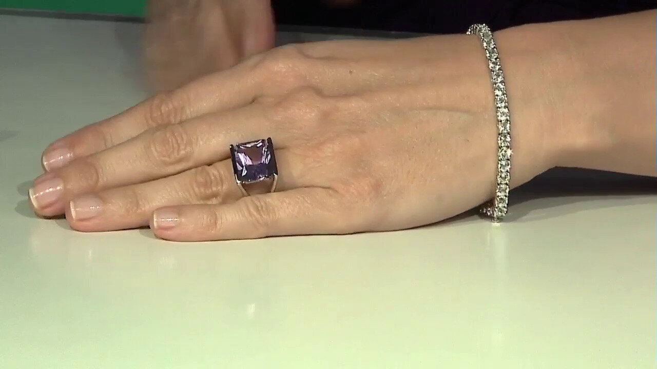 Video Rose de France Amethyst Silver Ring