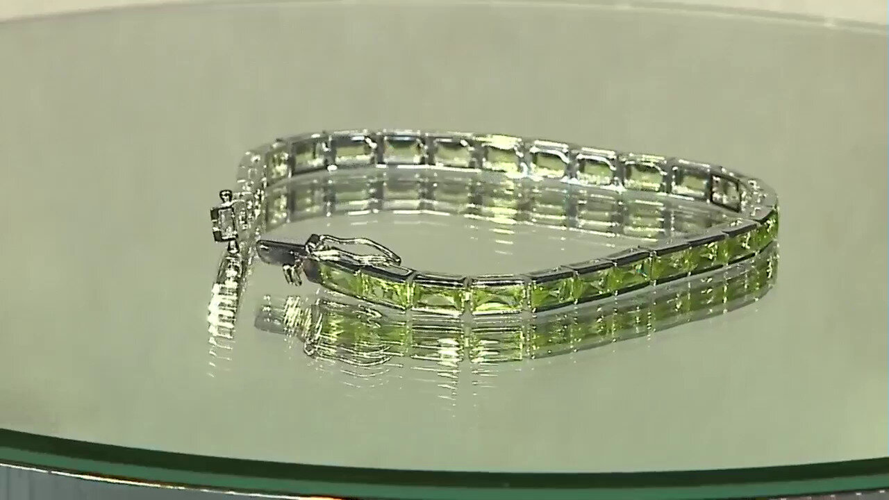 Video Zilveren armband met Birmese Peridoots