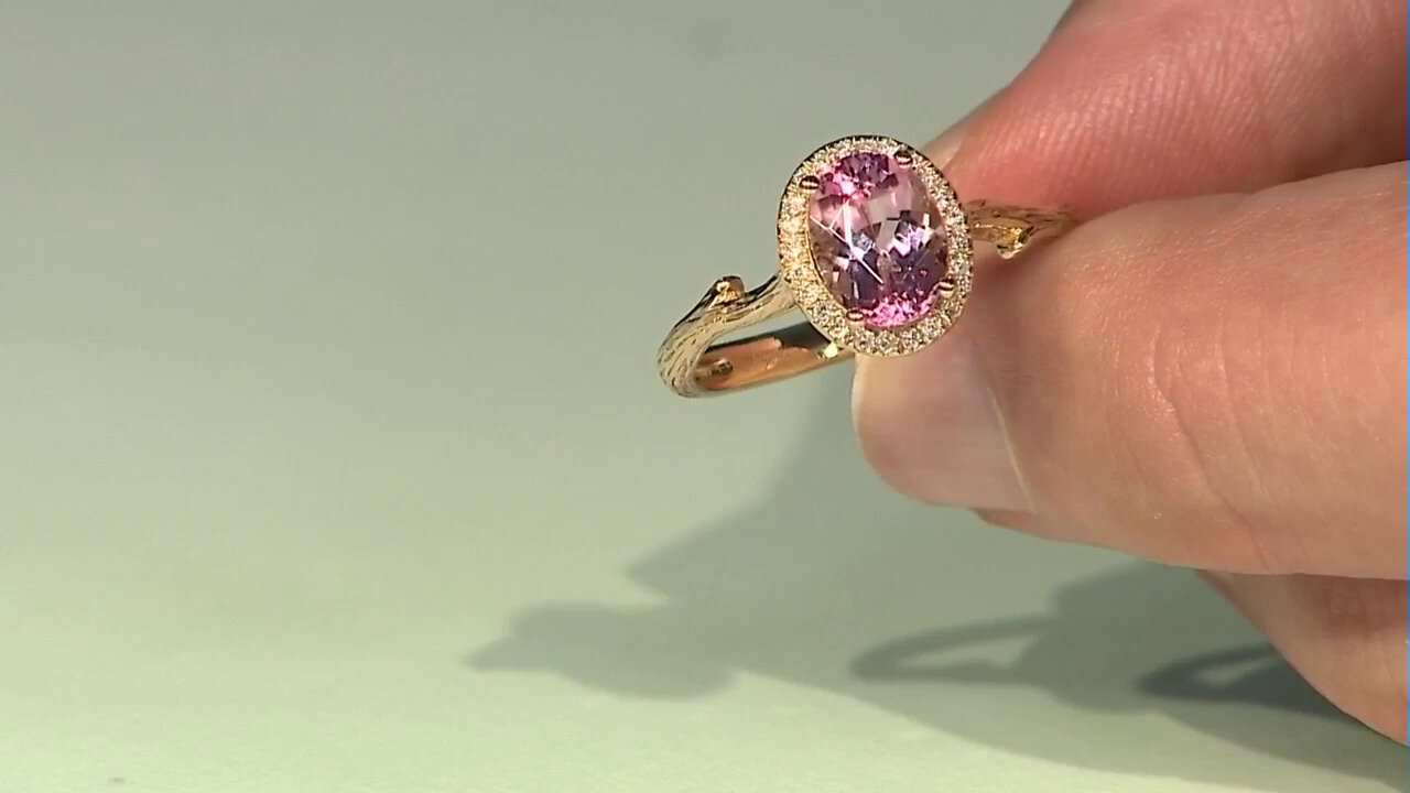 Video 14K Congo Neon Tourmaline Gold Ring (Smithsonian)