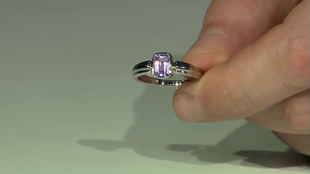 Video Rose de France Amethyst Silver Ring