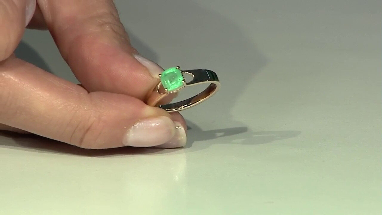 Video 9K Russian Emerald Gold Ring (de Melo)