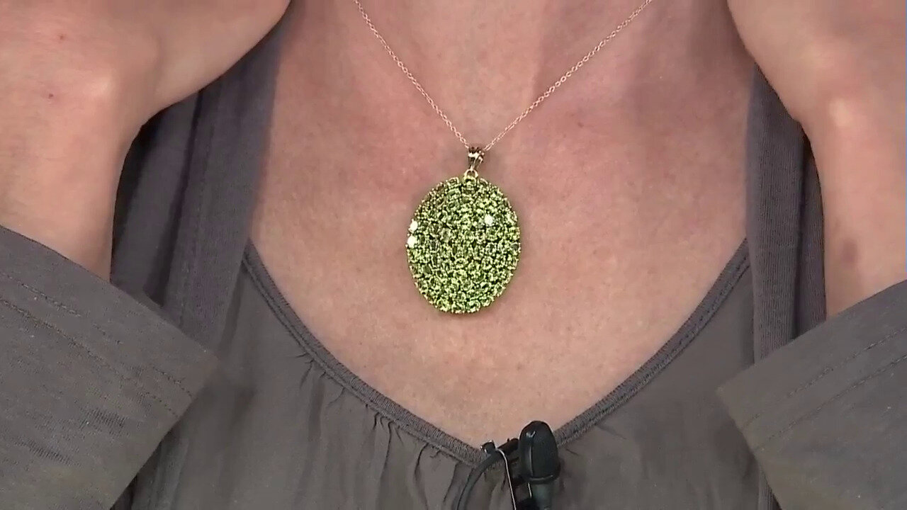 Video Peridot Silver Necklace