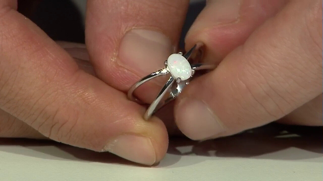 Video White Opal Silver Ring