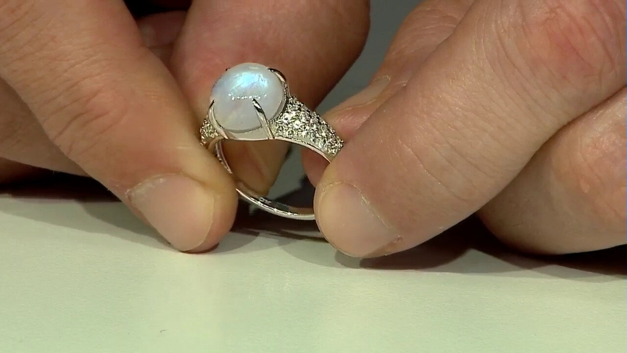 Video Rainbow Moonstone Silver Ring