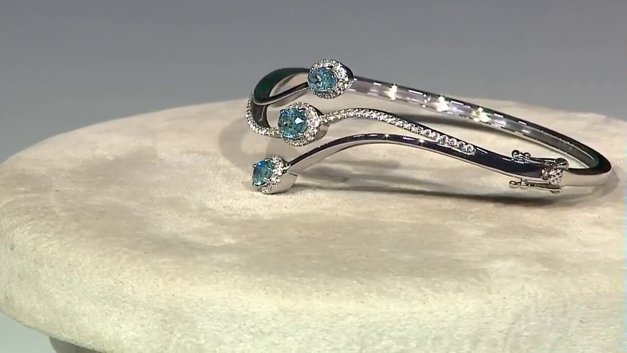 Video Ratanakiri Zircon Silver Bangle