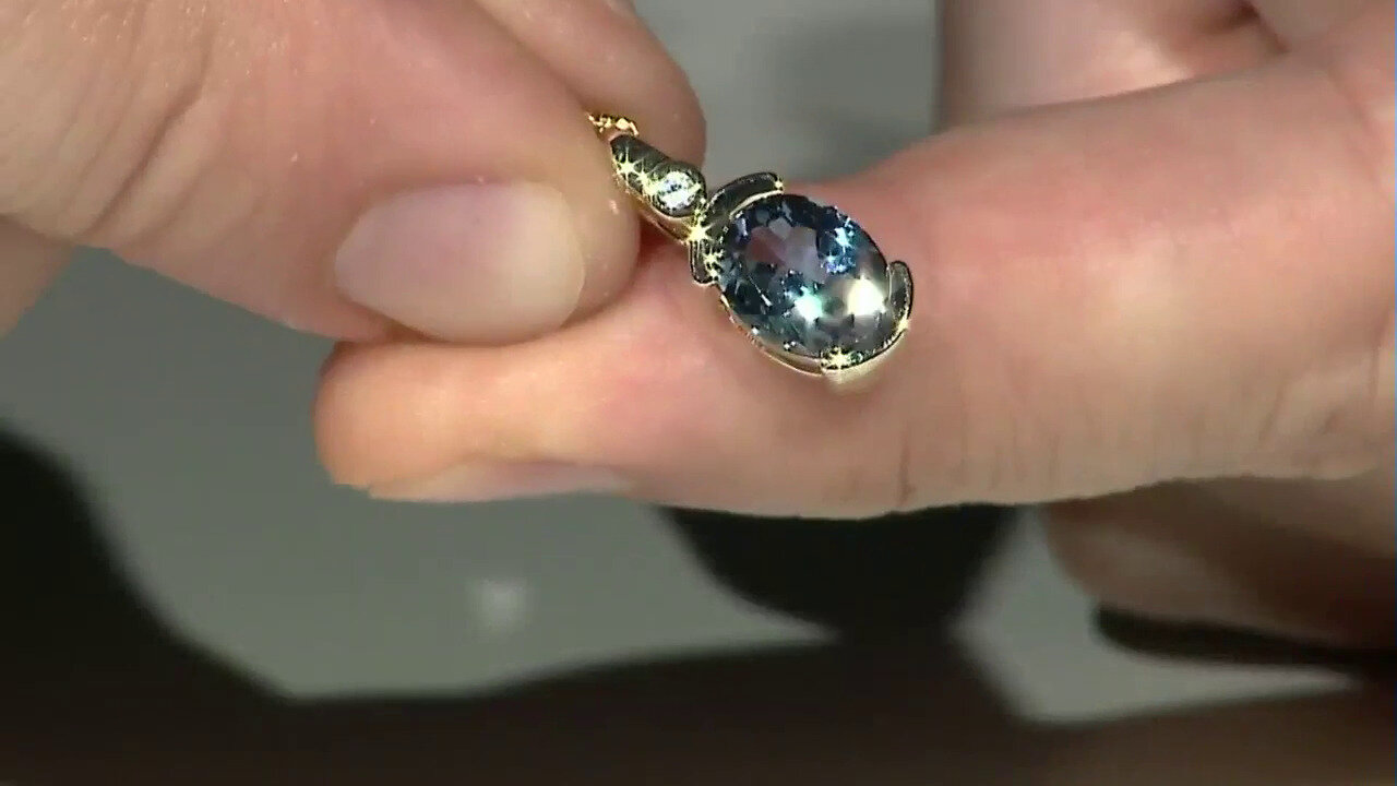 Video 9K Unheated Tanzanite Gold Pendant