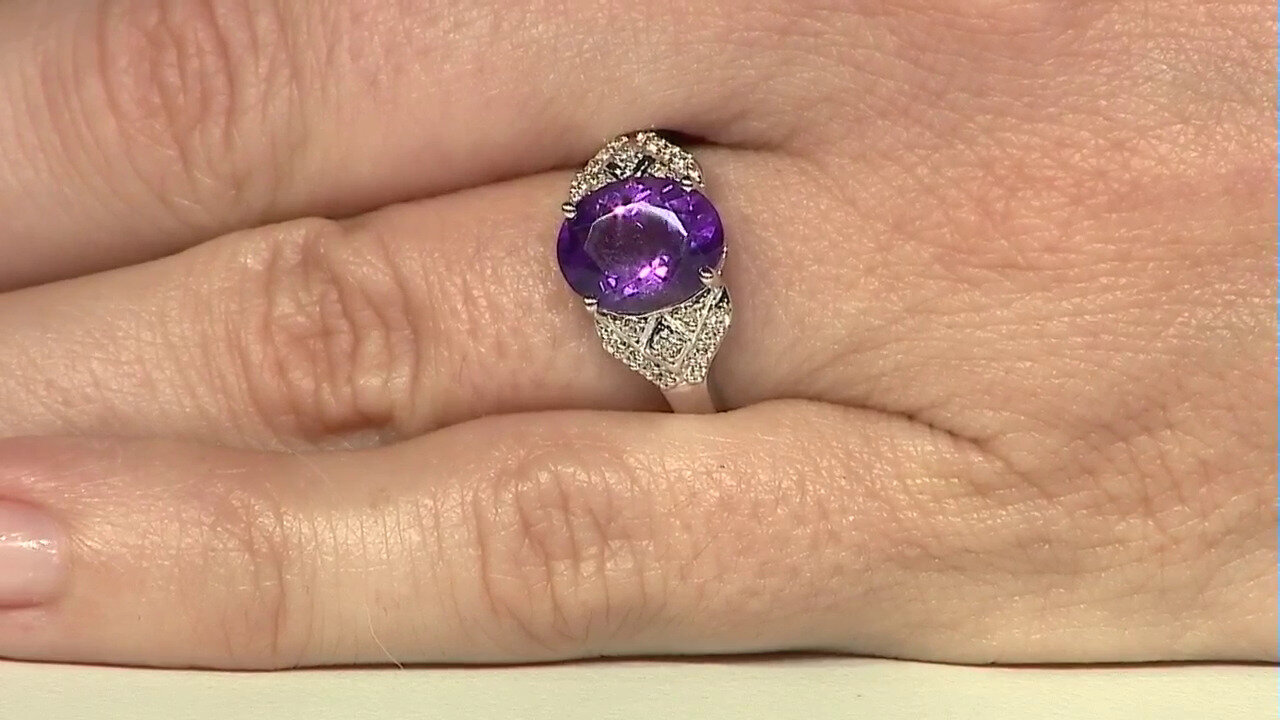 Visualizza l‘ultima asta di gioielli in Tv